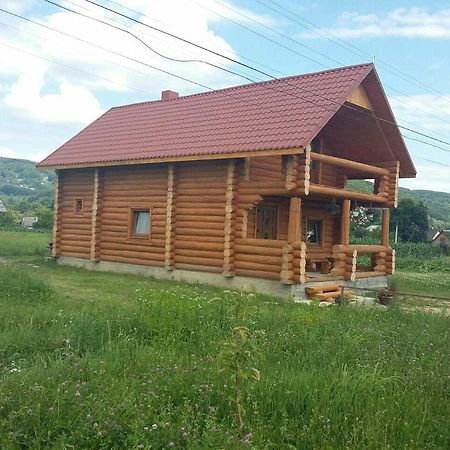 Sadyba Verhovynka Holiday home Nizhneye Selishche Exterior photo